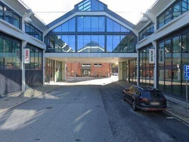 Lokal hyra i Trollhättan, Västra Götaland