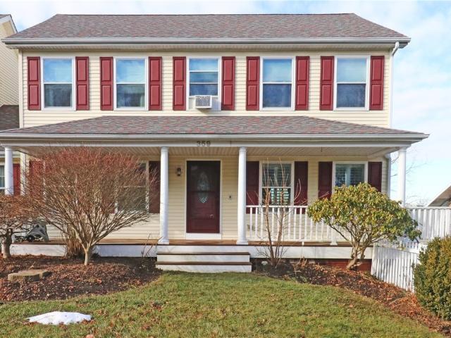 Condo for sale in Tiverton, Rhode Island