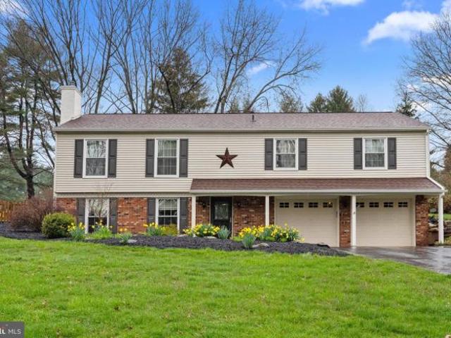 House for sale in Arcola, Pennsylvania