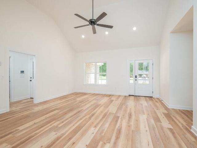 House for sale in Whispering Pines, Starkville