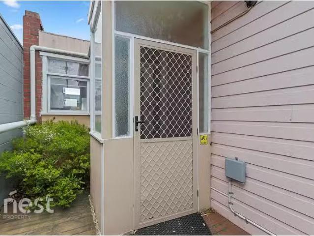 Apartment for rent in Dynnyrne, Tasmania