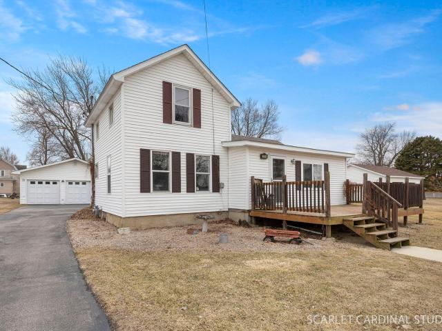 House for sale in Paw Paw, Illinois