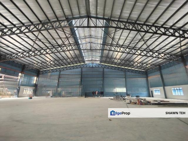 Warehouse for sale in Malaka