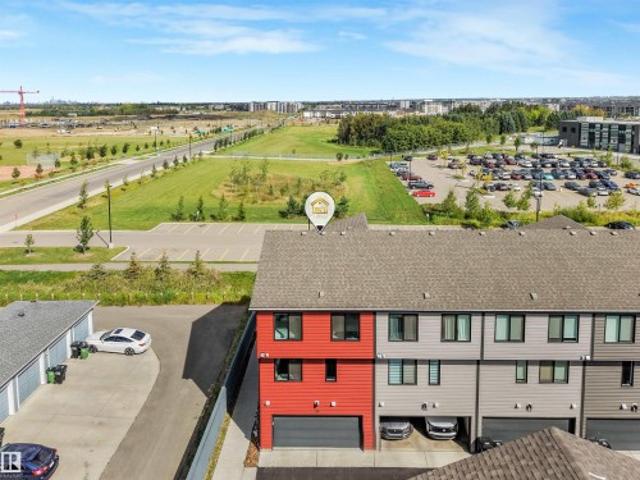 Townhouse for sale in Wedgewood, Alberta