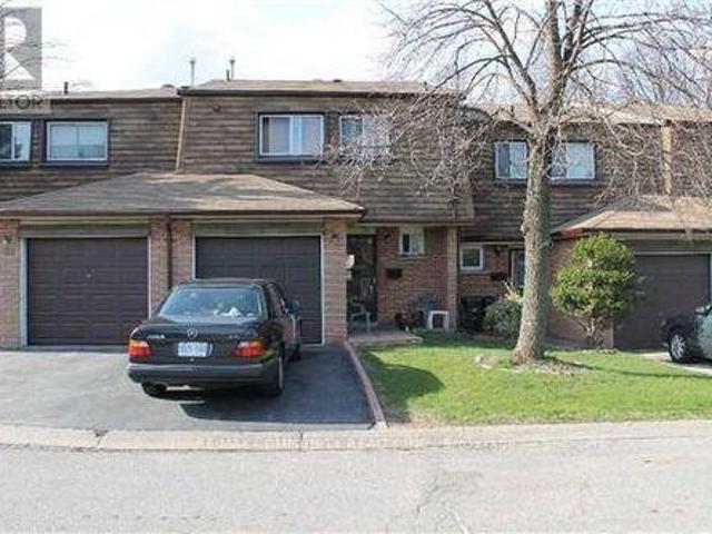 Townhouse for rent in Woburn, Ontario