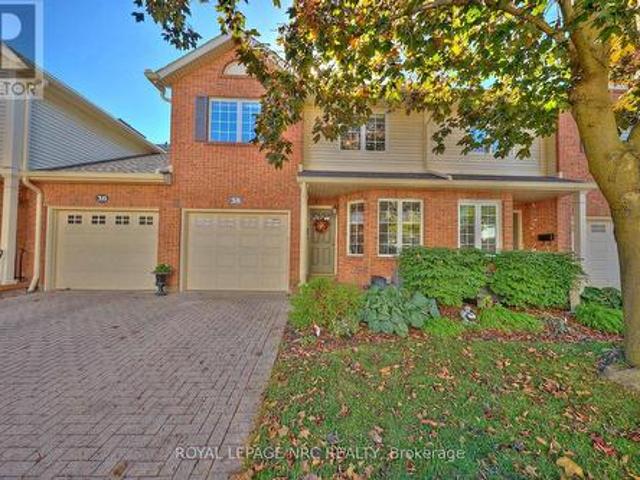 Townhouse for sale in Niagara, Ontario
