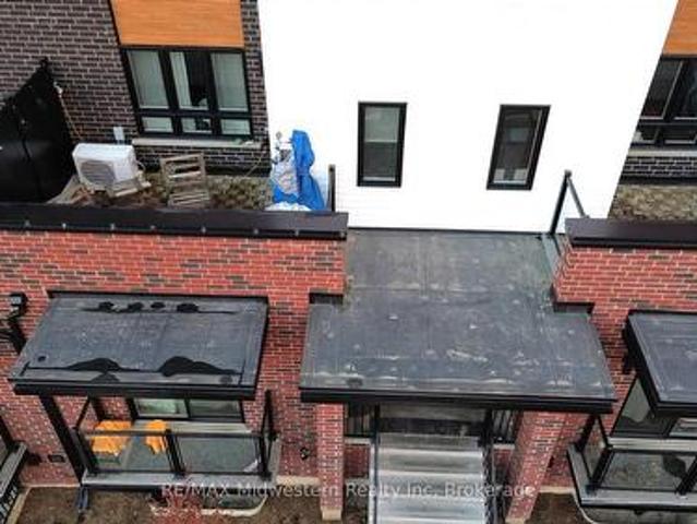 Townhouse for sale in Doon South, Kitchener