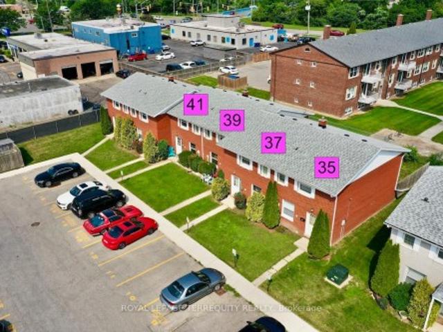 Townhouse for sale in Chatham–kent, Ontario