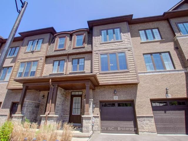 Townhouse for rent in Woburn, Ontario