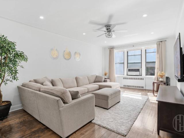 Property for rent in Queens, Arverne