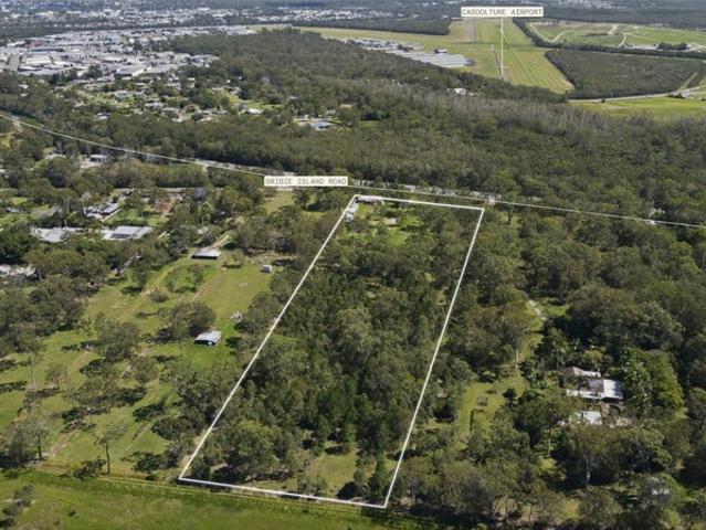 Warehouse for sale in Toombul, Queensland