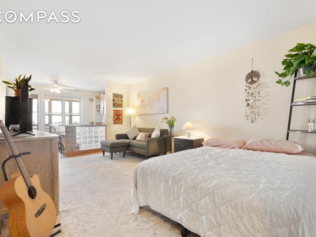 Property for sale in Queens, Arverne