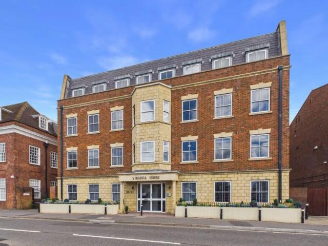 Apartment for rent in Egham, Runnymede