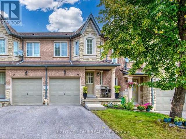 Townhouse for sale in Central Erin Mills, Mississauga