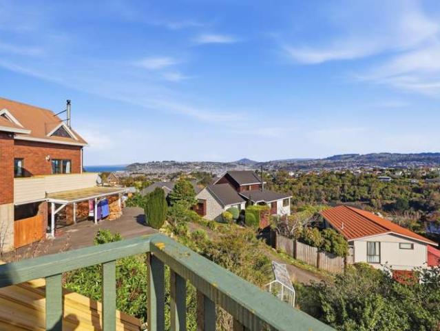 House for sale in Otakou