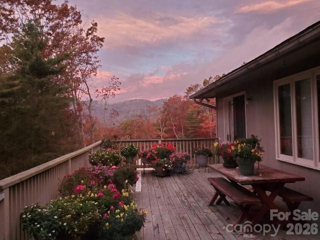House for sale in Spruce Pine, North Carolina