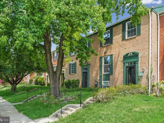 Townhouse for sale in Lutherville Timonium, Maryland