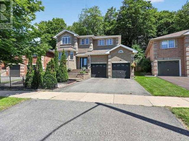 House for sale in Barrie, Ontario