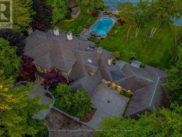 House for sale in Oakville, Ontario