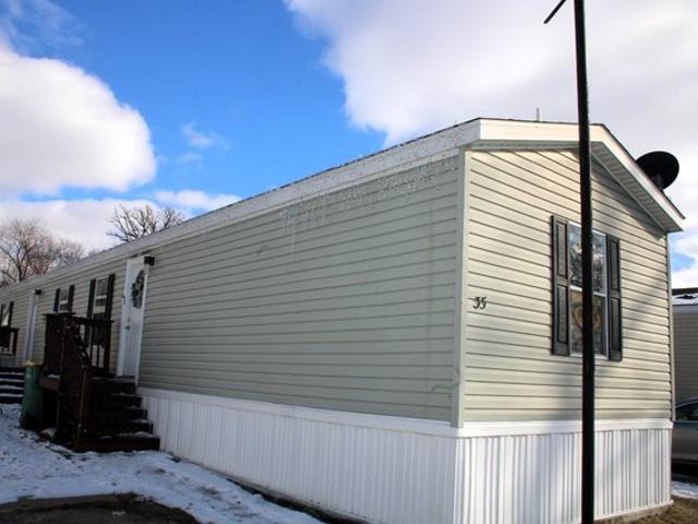 House for sale in Minooka, Illinois