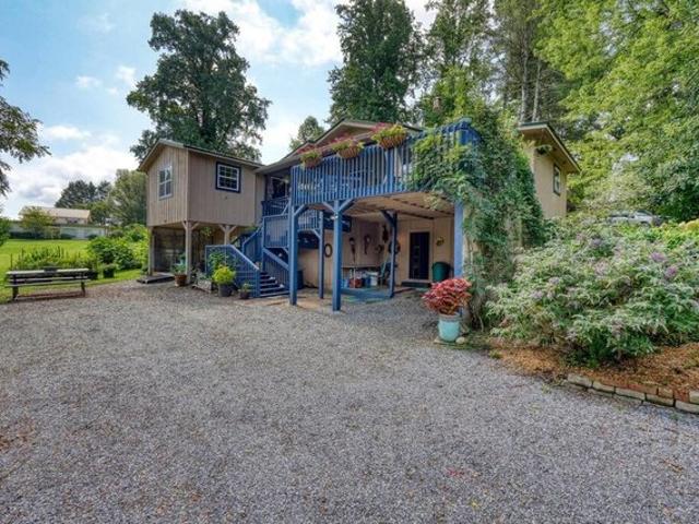 House for sale in Hayesville, North Carolina