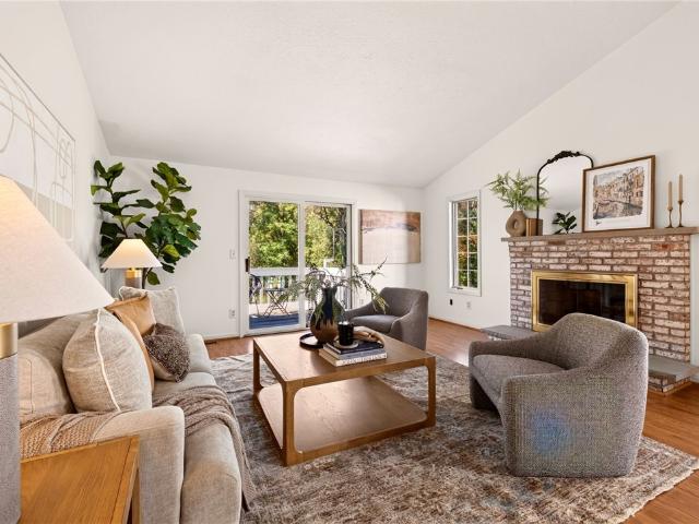 Condo for sale in Hannans Corner, Village of Fairport