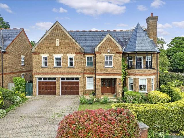 House for rent in Repton Park, Greater London
