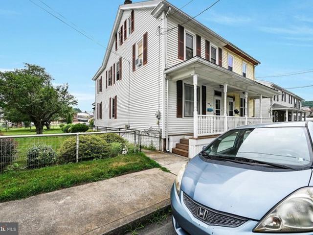 Townhouse for sale in Tremont, Pennsylvania