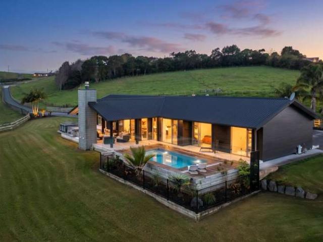 House for sale in Mahurangi