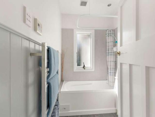 House for sale in Edgeware, Canterbury