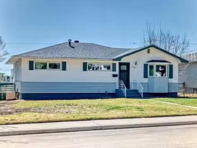 House for sale in Northwest, Alberta