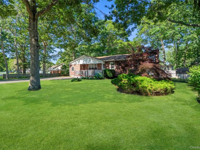 House for sale in Centereach, New York