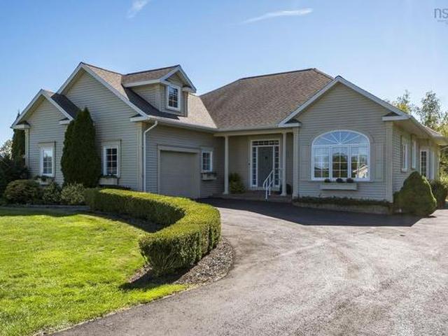 House for sale in Kentville, Nova Scotia