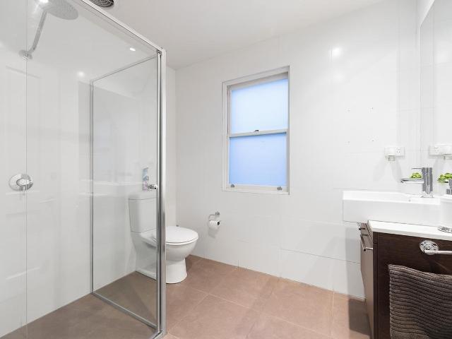 Apartment for rent in Carlton