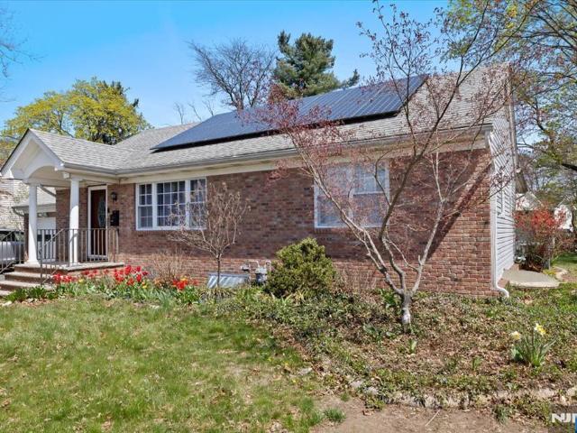 House for sale in Paramus, New Jersey