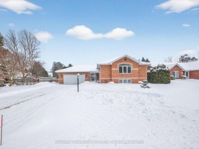 House for sale in Ontario