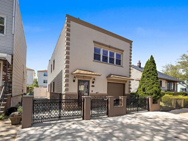 House for sale in Hudson, New Jersey