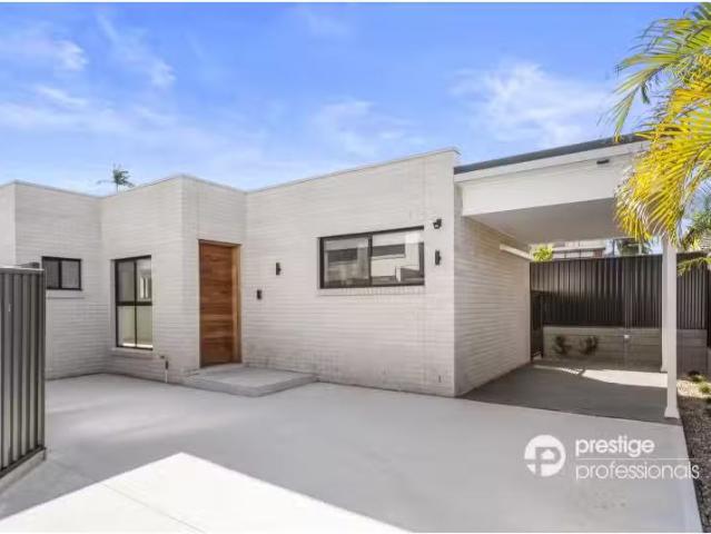 House for rent in Moorebank, Sydney