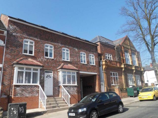 Apartment for rent in Metchley, Birmingham