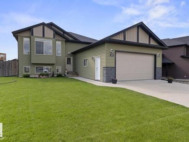 House for sale in Cherry Grove, Alberta