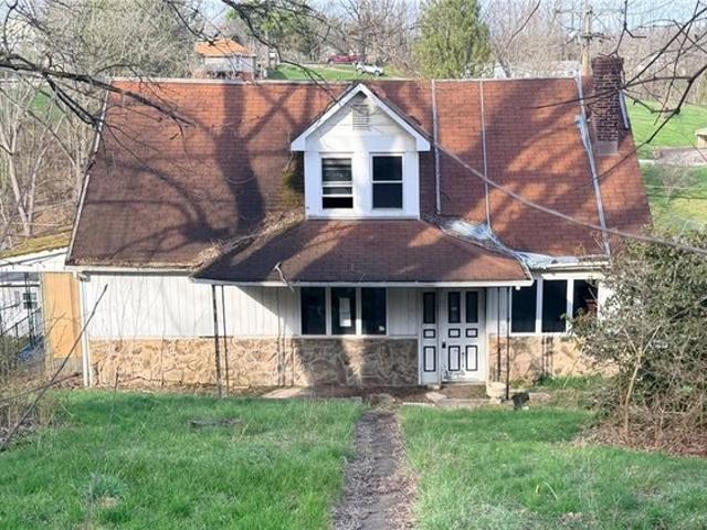 House for sale in Burgettstown, Pennsylvania
