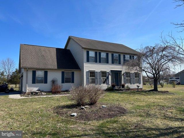 House for sale in Abbottstown, Pennsylvania
