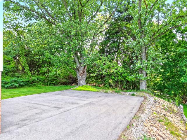 House for sale in Forest Grove, Robinson Township
