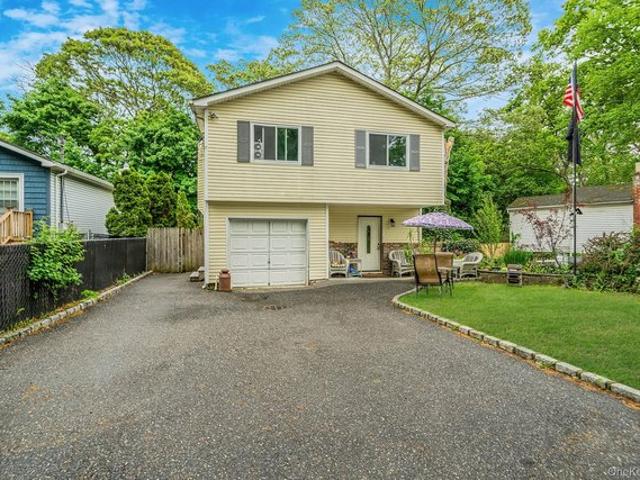 House for sale in Centereach, New York