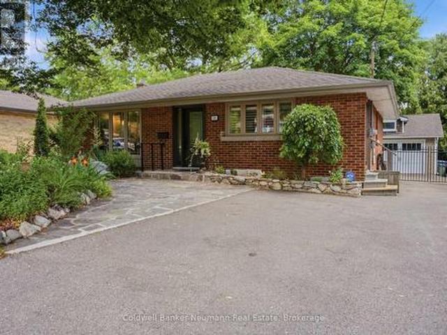 House for sale in Guelph, Ontario