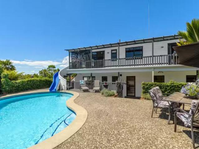 House for sale in Omokoroa, Bay Of Plenty