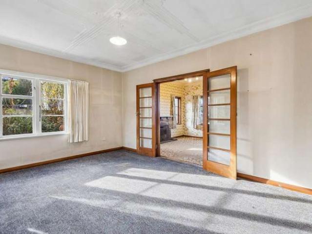 House for sale in Otakou