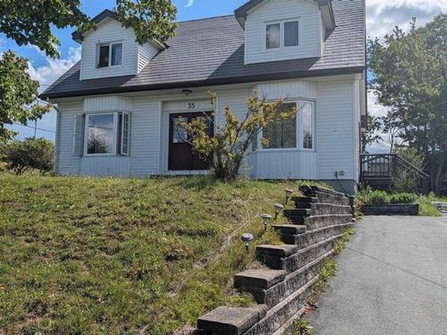 House for sale in Tam O'Shanter Ridge, Dartmouth