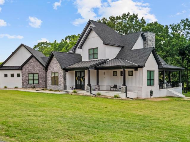 House for sale in Ark
