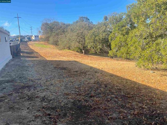 Land for sale in Martinez, California
